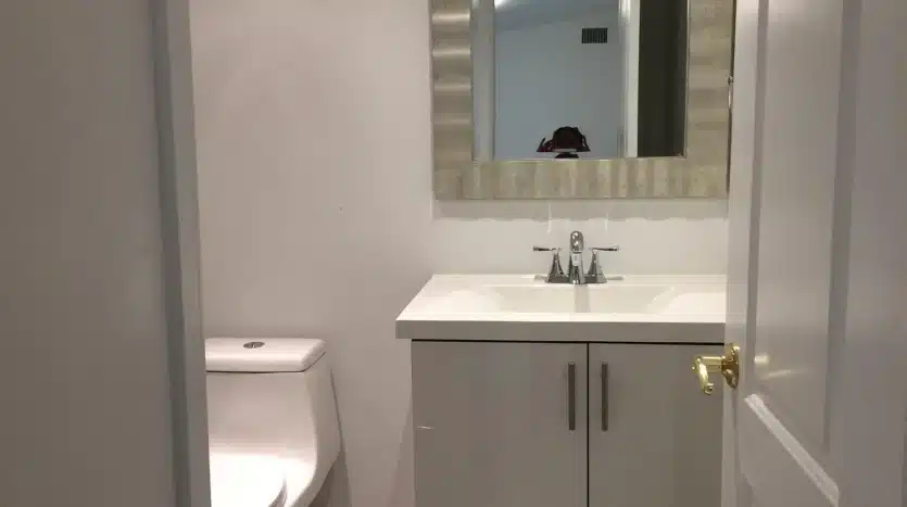 1201 8