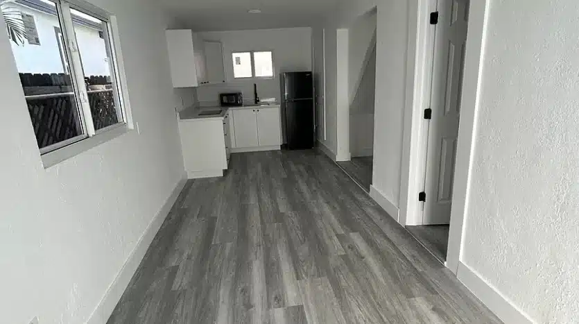 601 NW 3