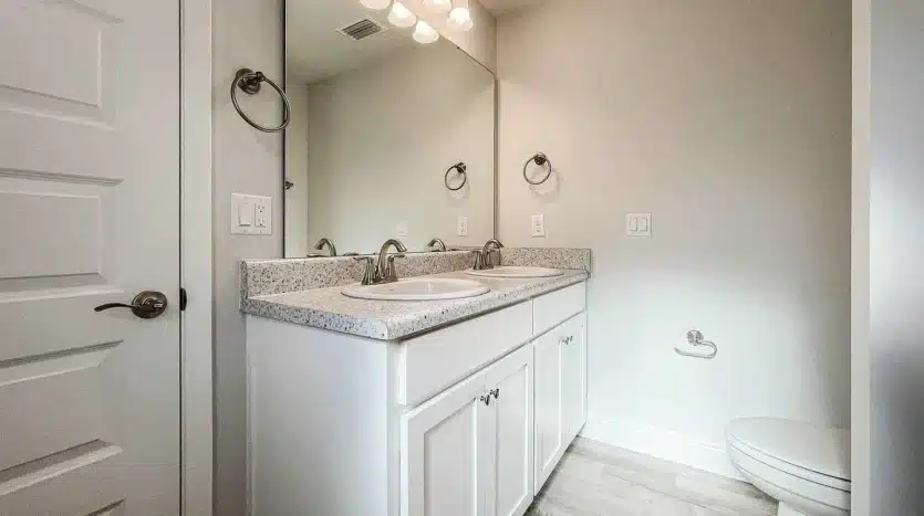 8022 8