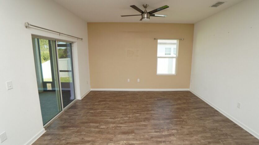 53033b7e1e444545a993c10cb9f8363f