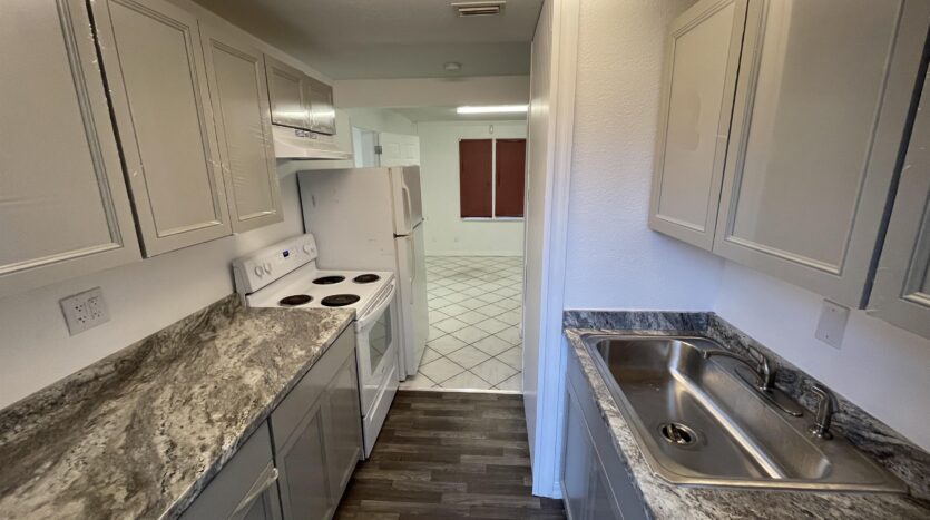 598df8e27ebf406581a04a2b4e75a96e