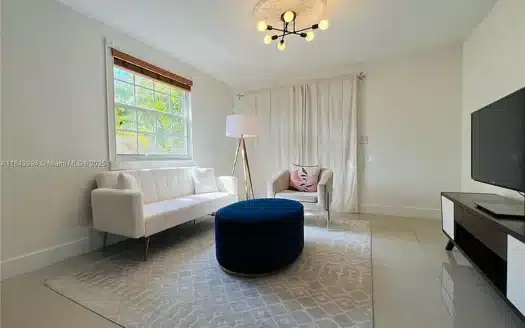 00078001203505e415b105b7b4f8b142 cc ft 768