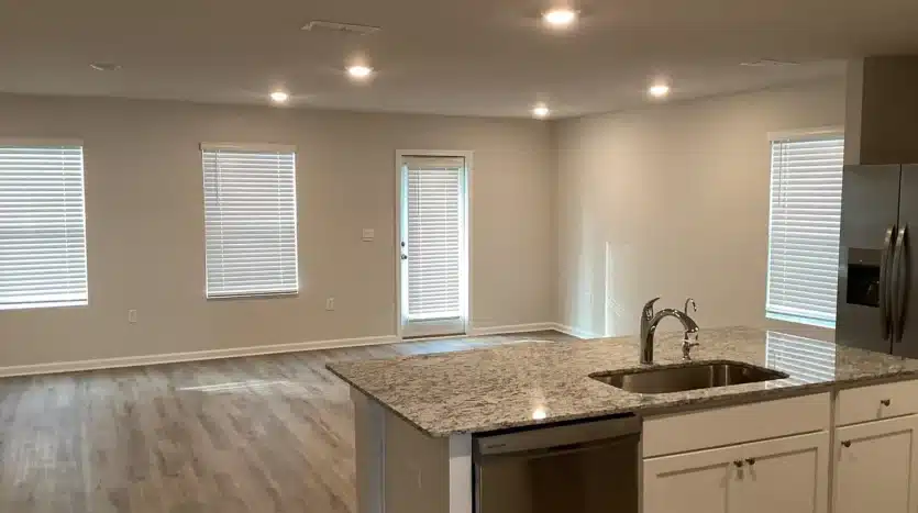 0c6d090f792898359edf90478563537b uncropped scaled within 1536 1152