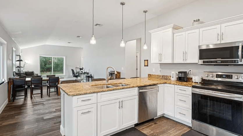 381df44c41b246818344019d88a5ae46 (2)