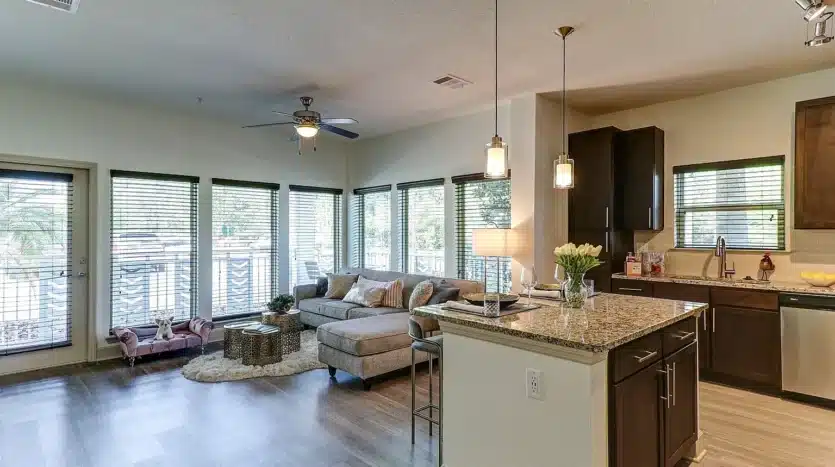 87b41fbb7d4fd79f314311663ac29e79 cc ft 1536