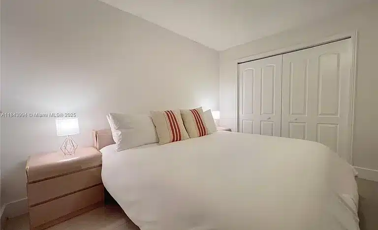 9e737089a59a369d4a90a28a2708cbfc cc ft 768