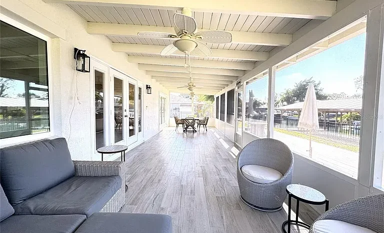 f0b729e4e569d5fb333eaf86712680f3 cc ft 768