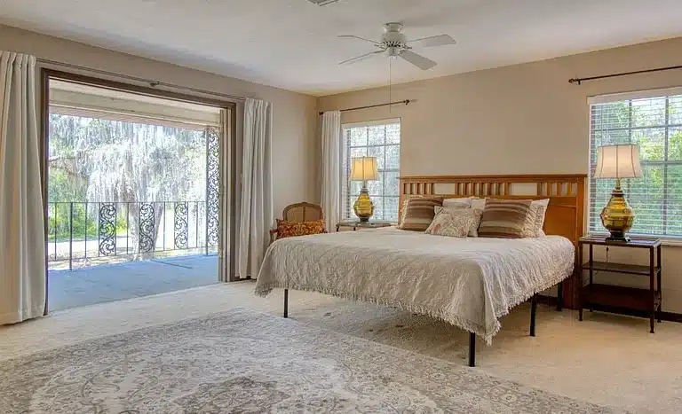 fce6dc6bb55fe5091169392b7770c529 cc ft 768