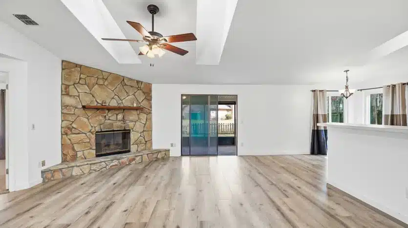 4522b9cc4c7de9fecf676d3276580246 cc ft 1536