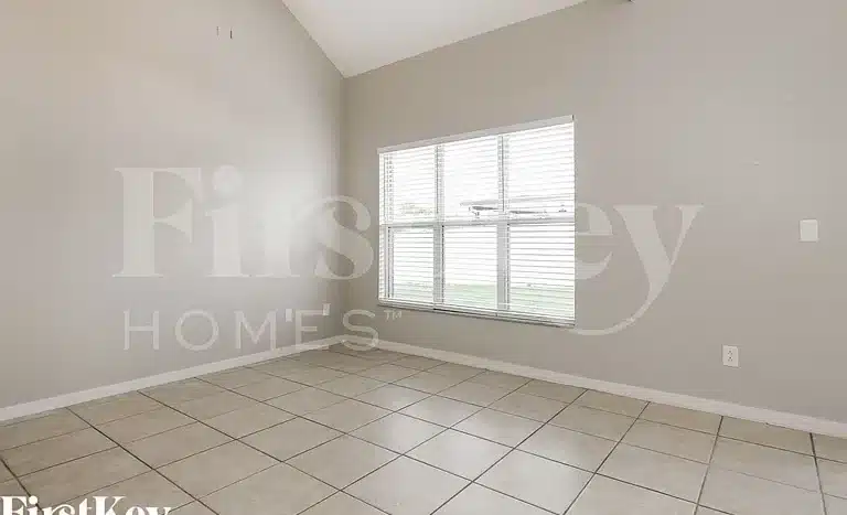 2b02f0bdaa639e995e39e96e3111f18d cc ft 768